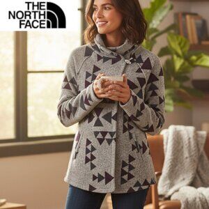The North Face Women's Crescent Wrap Fleece Jacket Geometic Aztec- Toggle Button
